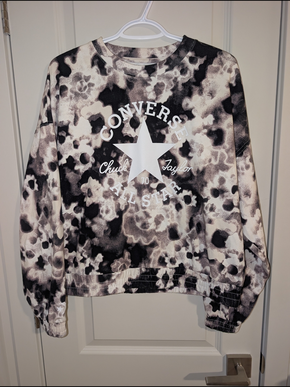 NWOT Converse Black and White Tie-Dye Logo Sweatshirt